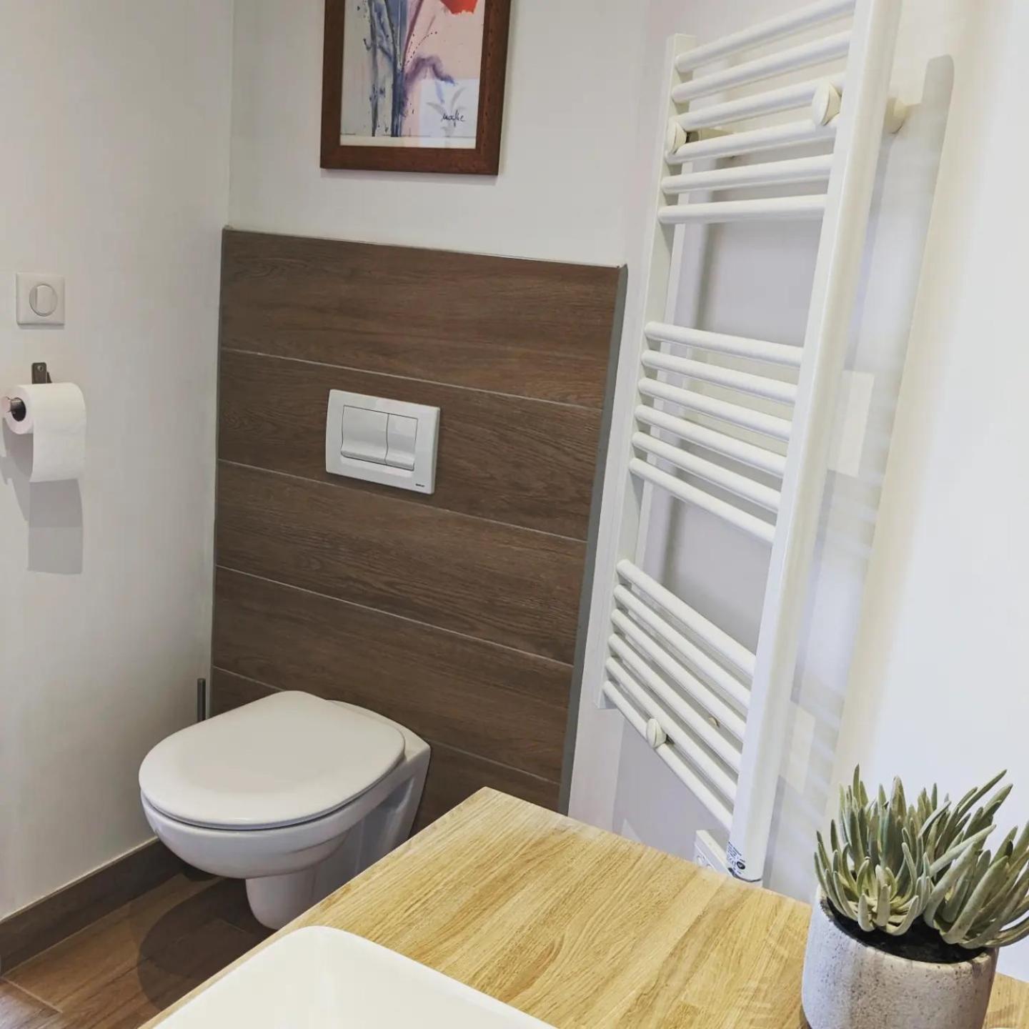 Villa Font Vive: Eco-Friendly Retreat with Gourmet Kitchen and Panoramic Views Grospierres Exterior photo